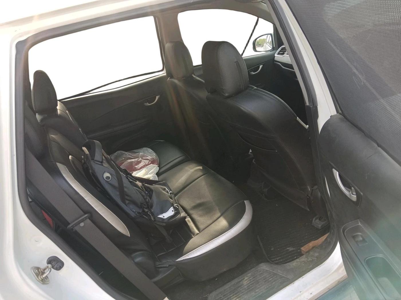 2017 Honda BR-V 1.5L I-VTEC S, Petrol, Manual, 42,000 km, interior