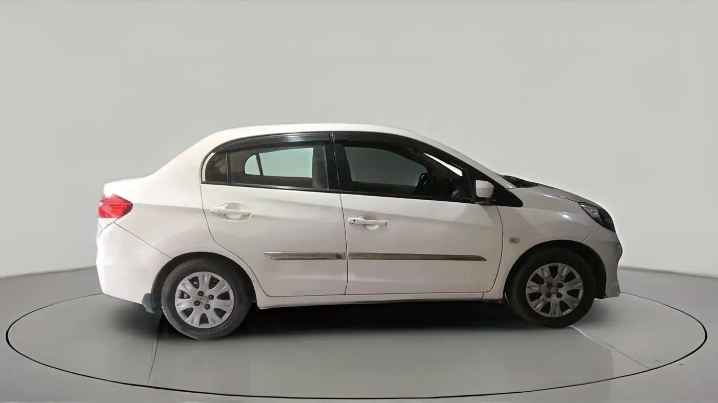 2014 Honda Amaze 1.2L I-VTEC S, CNG, Manual, 1,50,435 km, exterior