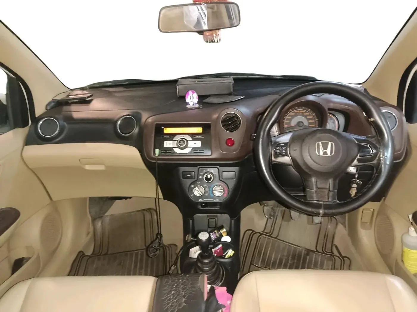 2014 Honda Amaze 1.2L I-VTEC S, CNG, Manual, 1,50,435 km, interior