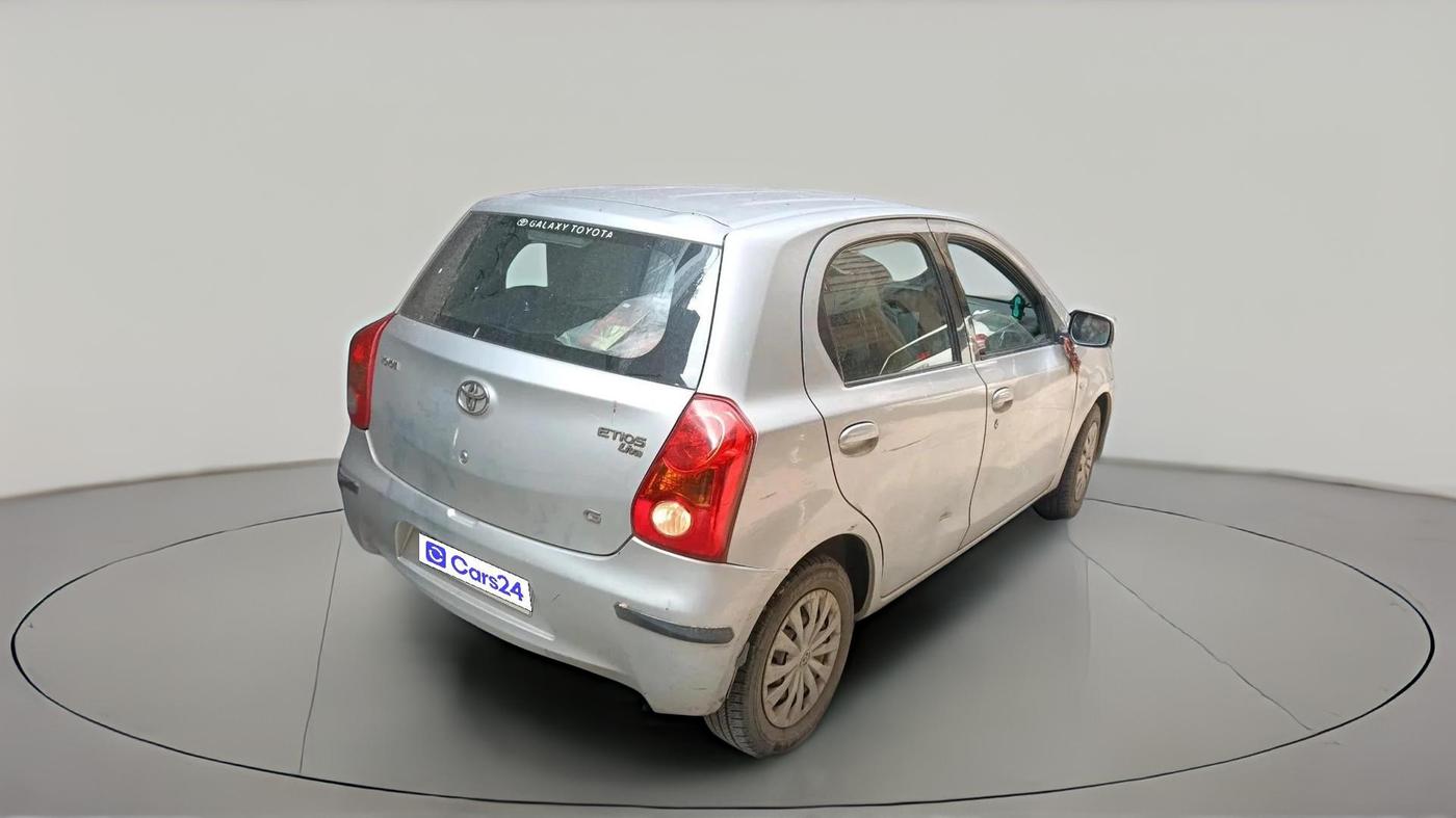 2012 Toyota Etios G, CNG, Manual, 79,097 km, exterior