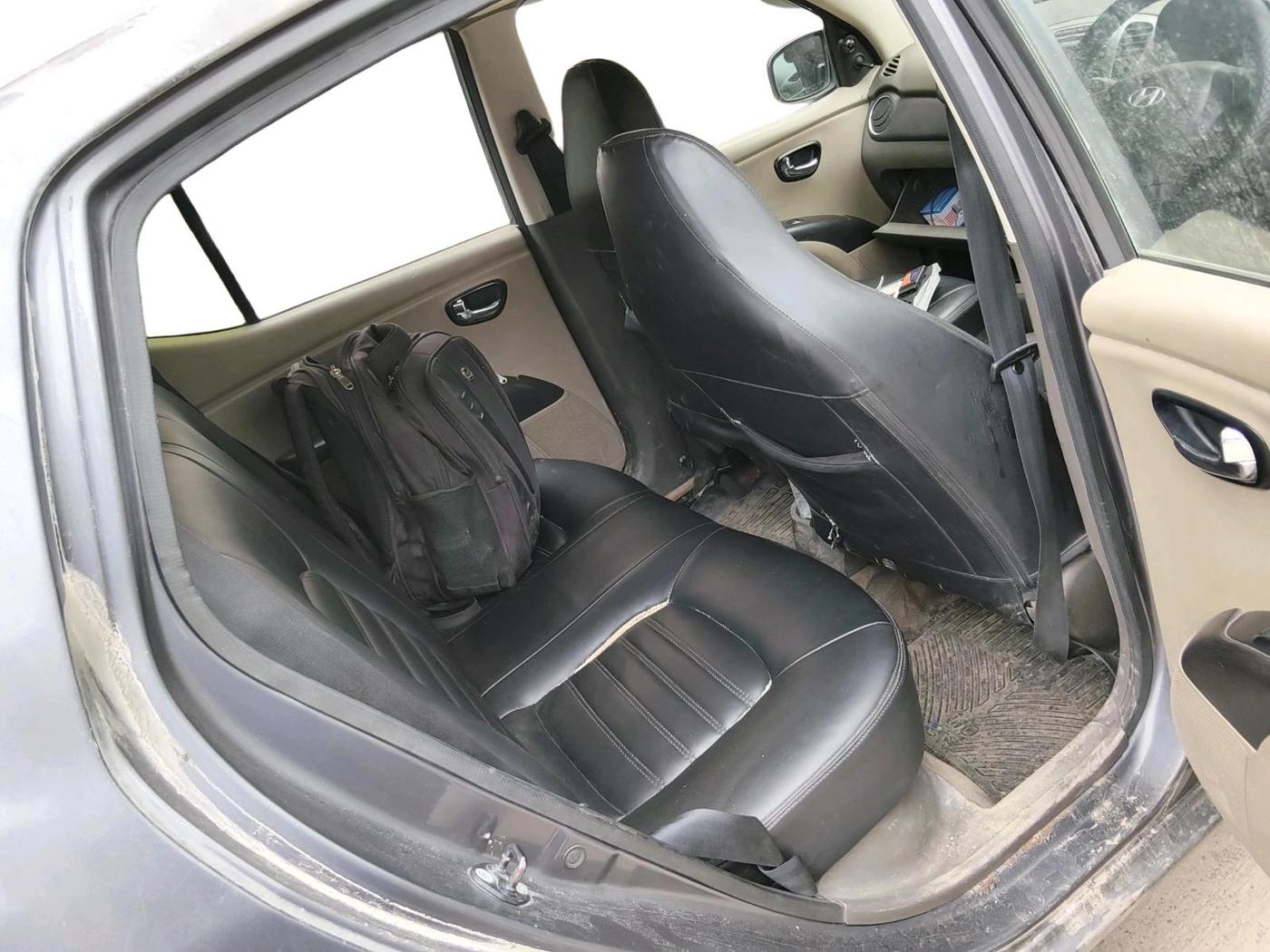 2014 Hyundai i10 SPORTZ 1.1, CNG, Manual, 82,624 km, interior