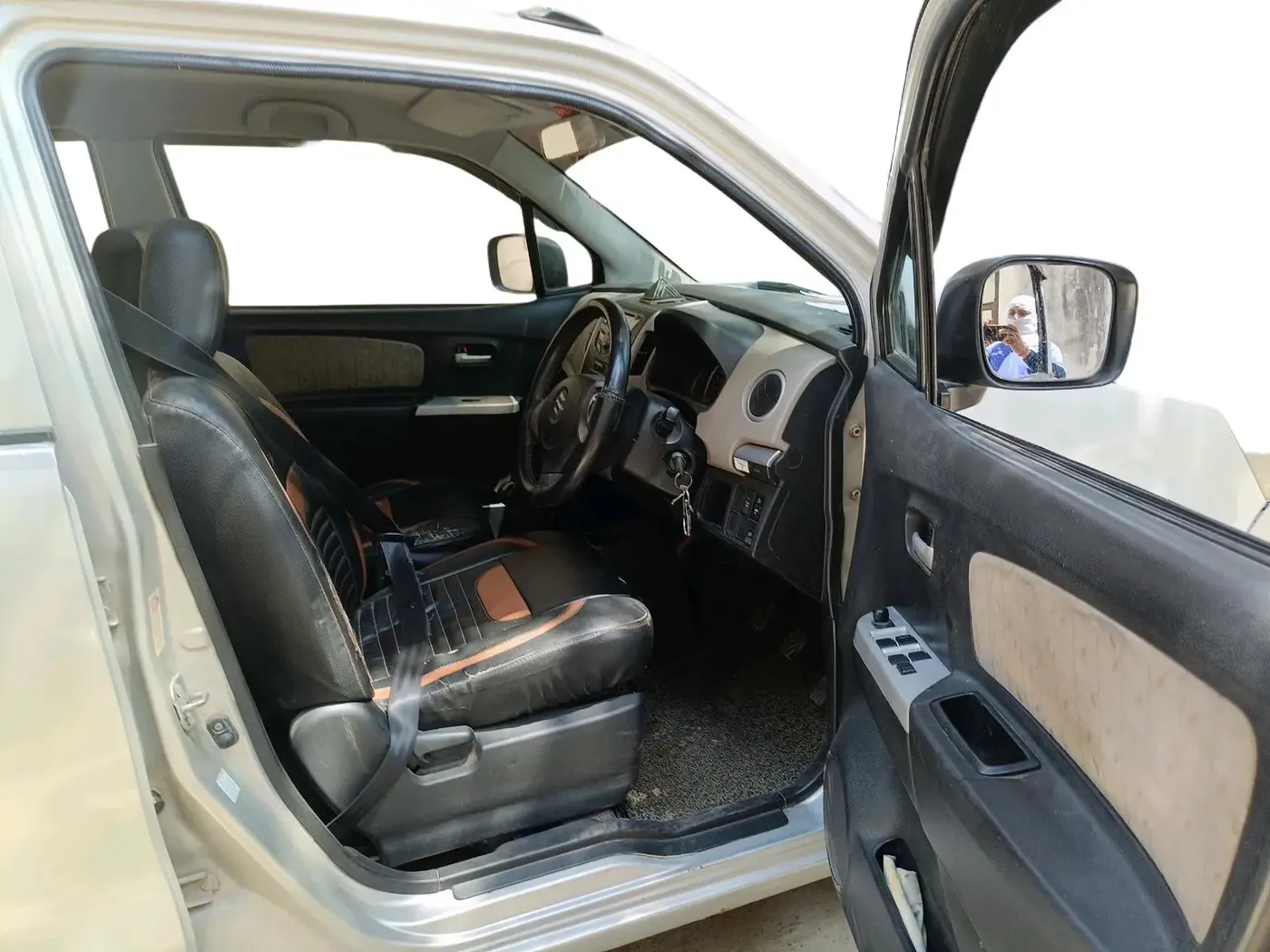 2013 Maruti Wagon R 1.0 VXI, Petrol, Manual, 1,11,053 km, interior