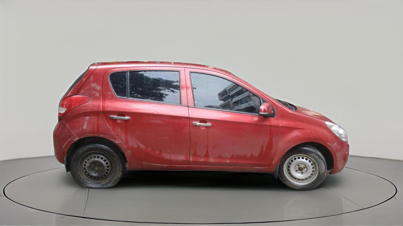 2011 Hyundai i20 SPORTZ 1.2, CNG, Manual, 1,10,438 km, exterior
