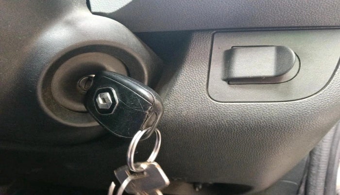 2020 Renault Kwid RXT 1.0 AMT (O), Petrol, Automatic, 65,991 km, interior