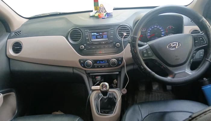2014 Hyundai Xcent SX 1.2, Petrol, Manual, 1,66,516 km, interior
