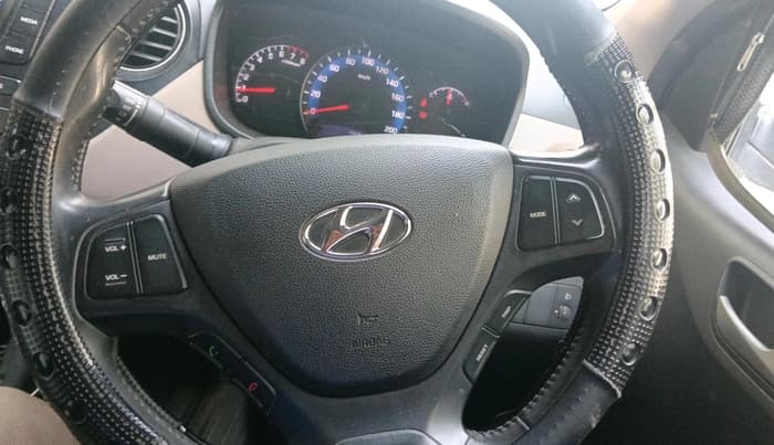 2014 Hyundai Xcent SX 1.2, Petrol, Manual, 1,66,516 km, interior
