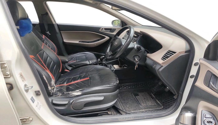 2016 Hyundai Elite i20 SPORTZ 1.4 CRDI, Diesel, Manual, 1,60,506 km, interior