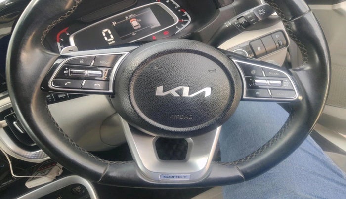 2022 KIA SONET HTX 1.5 AT, Diesel, Automatic, 30,905 km, interior