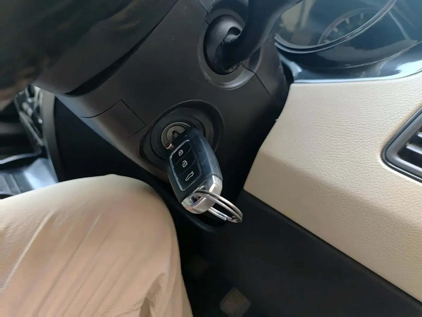 2016 Tata Zest XE PETROL, CNG, Manual, 76,010 km, interior