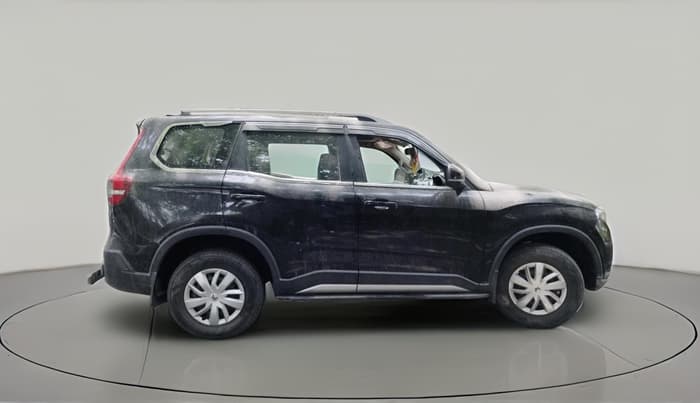 2023 Mahindra SCORPIO-N Z6 DIESEL MT 2WD 7 STR, Diesel, Manual, 33,069 km, exterior