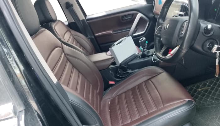 2023 Mahindra SCORPIO-N Z6 DIESEL MT 2WD 7 STR, Diesel, Manual, 33,069 km, interior