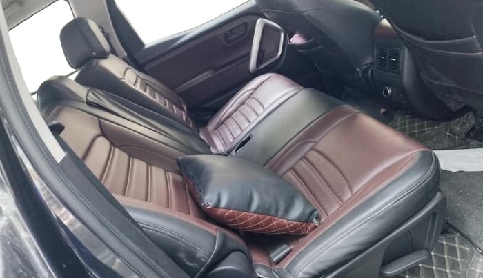 2023 Mahindra SCORPIO-N Z6 DIESEL MT 2WD 7 STR, Diesel, Manual, 33,069 km, interior