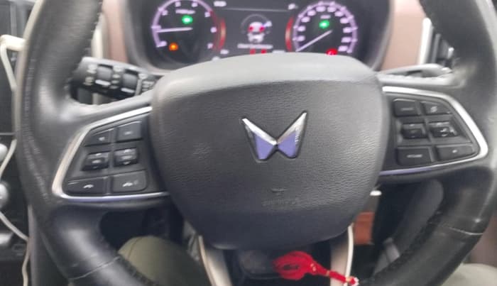 2023 Mahindra SCORPIO-N Z6 DIESEL MT 2WD 7 STR, Diesel, Manual, 33,069 km, interior