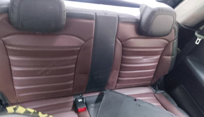 2023 Mahindra SCORPIO-N Z6 DIESEL MT 2WD 7 STR, Diesel, Manual, 33,069 km, interior
