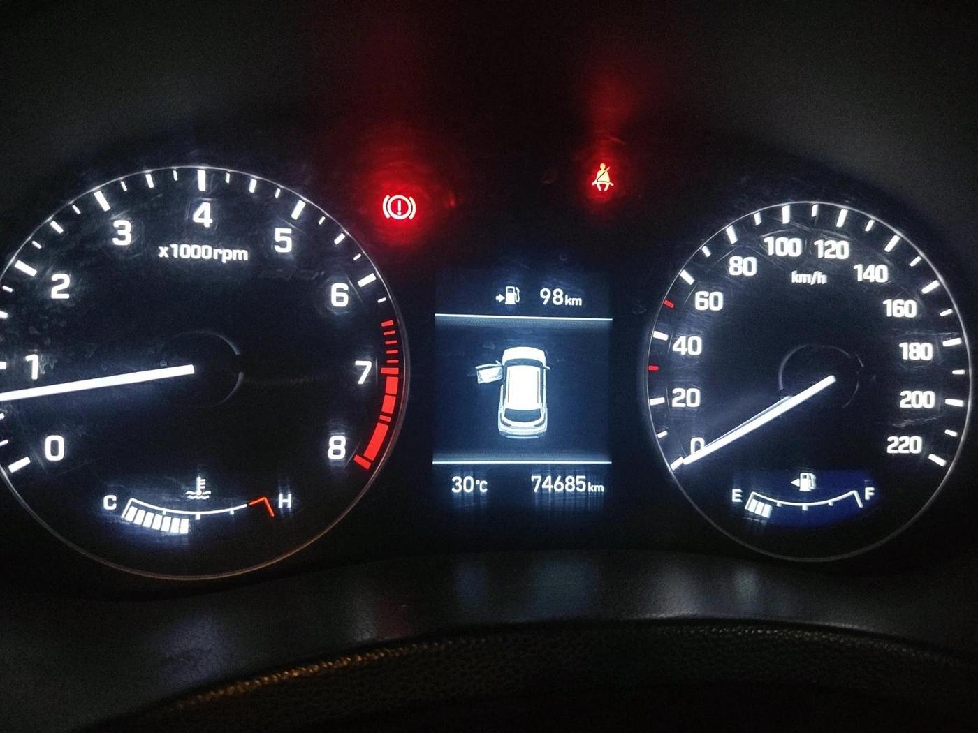 2018 Hyundai Creta SX (O) 1.6 PETROL, Petrol, Manual, 74,685 km, interior