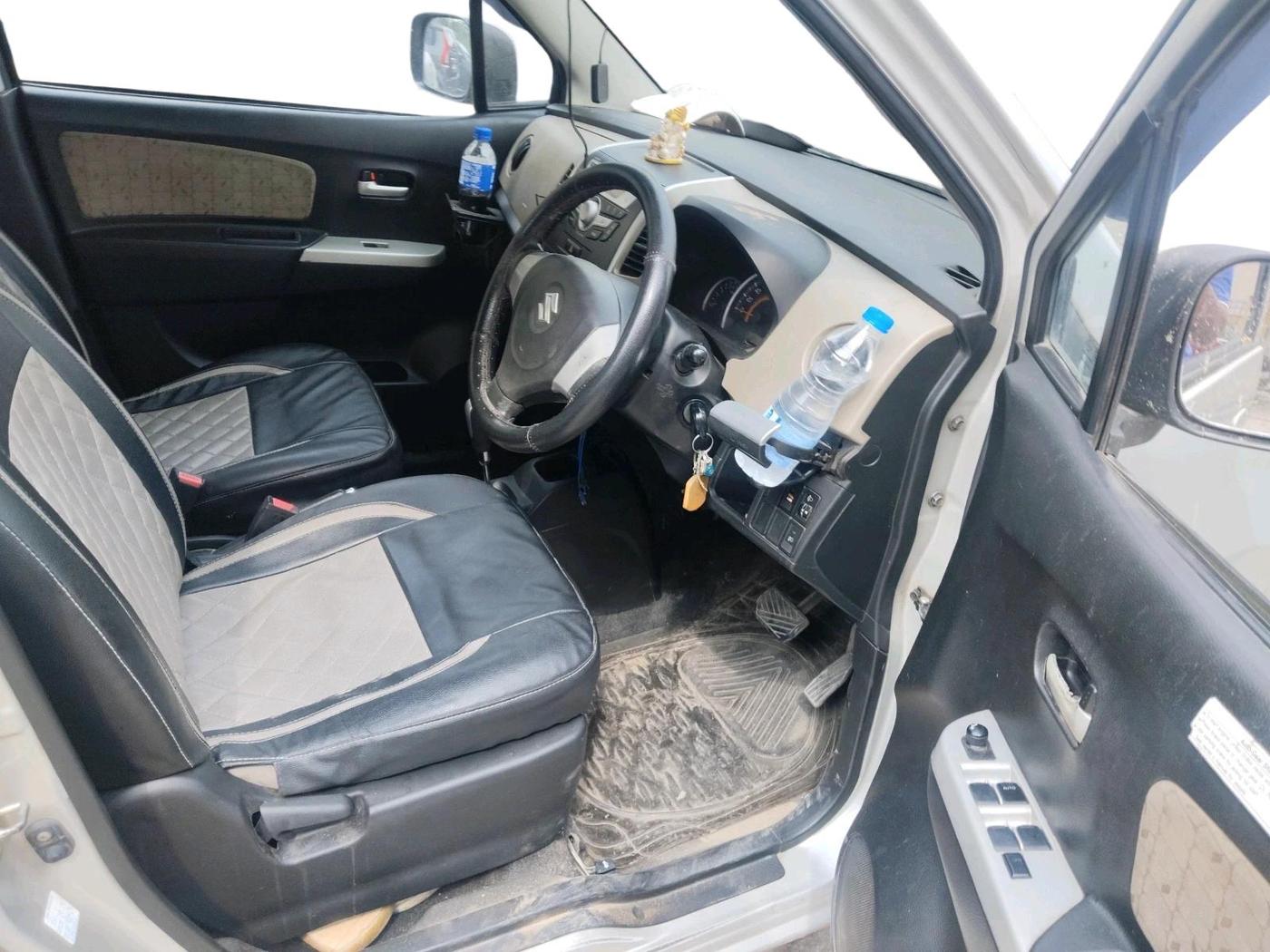 2015 Maruti Wagon R 1.0 VXI AMT, Petrol, Automatic, 75,900 km, interior