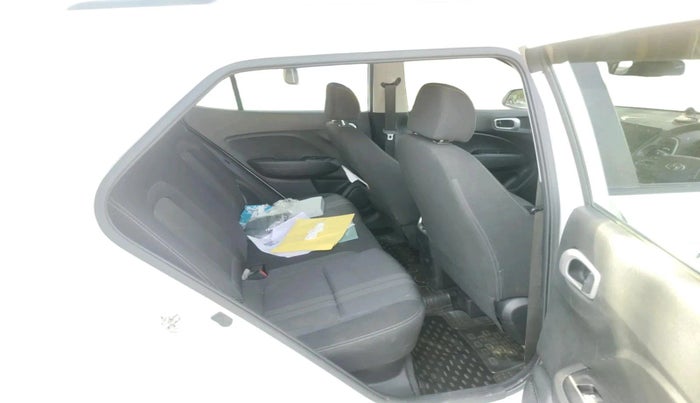 2021 Hyundai VENUE SX 1.0 TURBO, Petrol, Manual, 75,608 km, interior