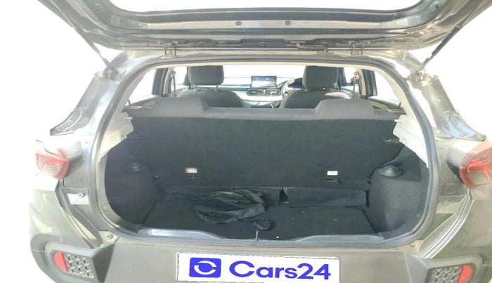 2024 Tata PUNCH PURE MT, Petrol, Manual, 12,387 km, exterior