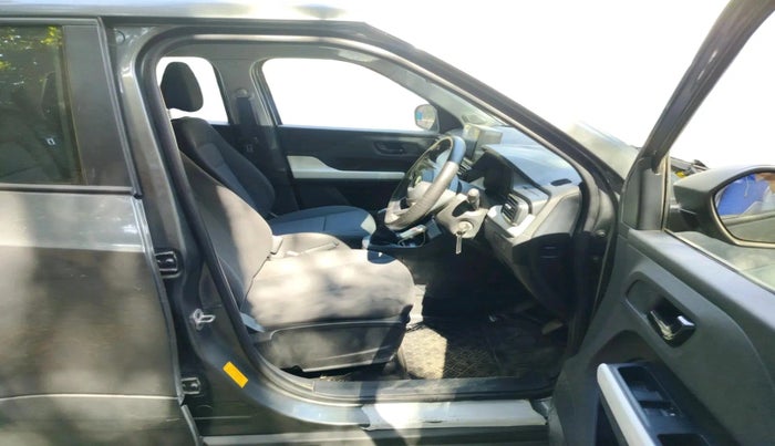 2024 Tata PUNCH PURE MT, Petrol, Manual, 12,387 km, interior