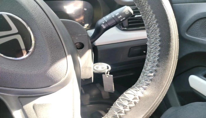 2024 Tata PUNCH PURE MT, Petrol, Manual, 12,387 km, interior