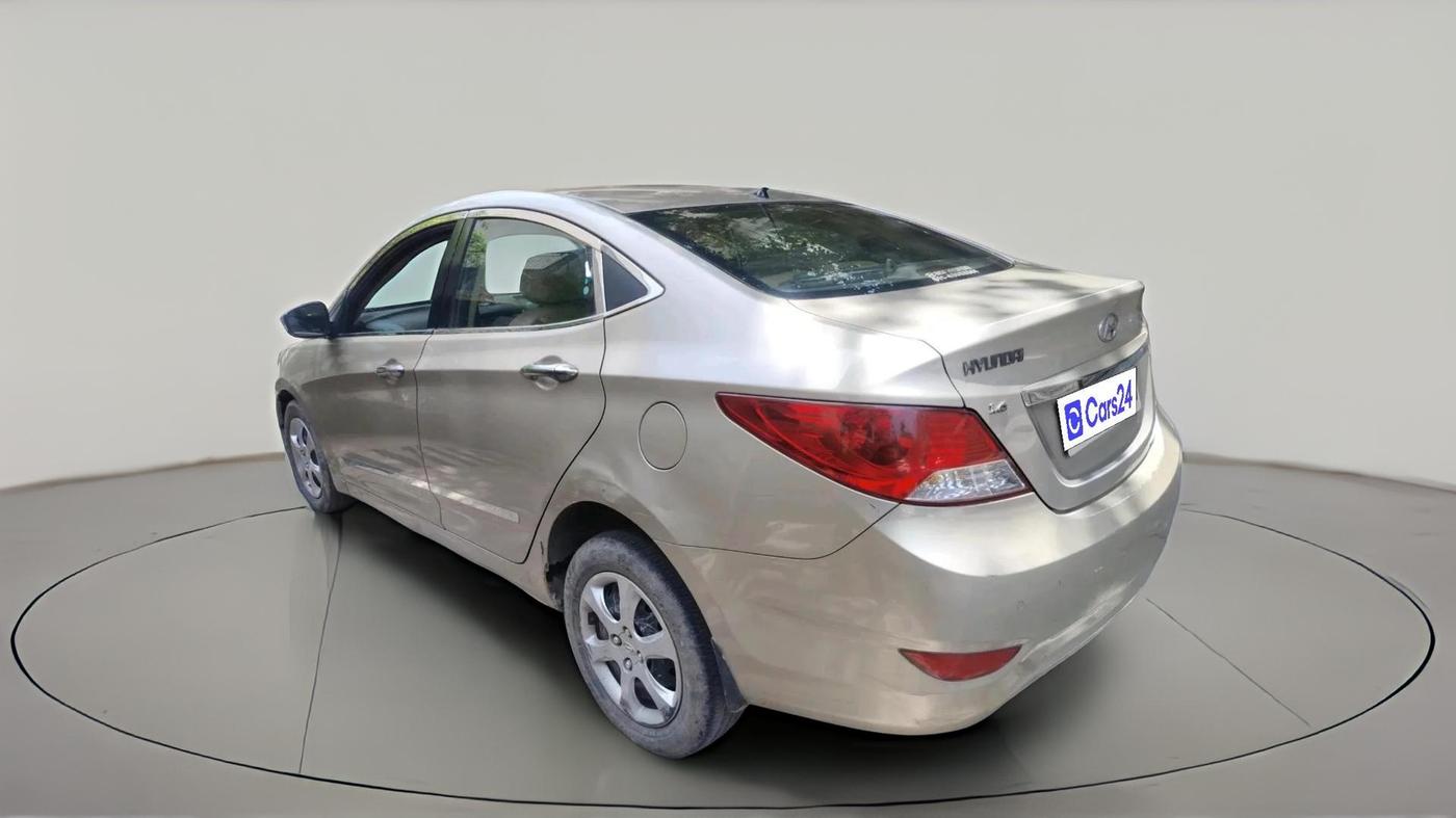 2011 Hyundai Verna FLUIDIC 1.6 VTVT EX, Petrol, Manual, 89,884 km, exterior