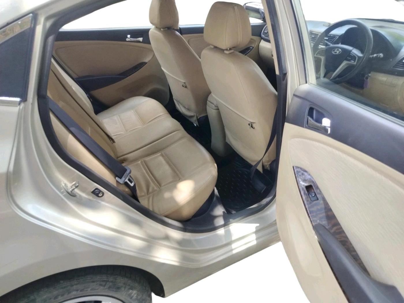2011 Hyundai Verna FLUIDIC 1.6 VTVT EX, Petrol, Manual, 89,884 km, interior