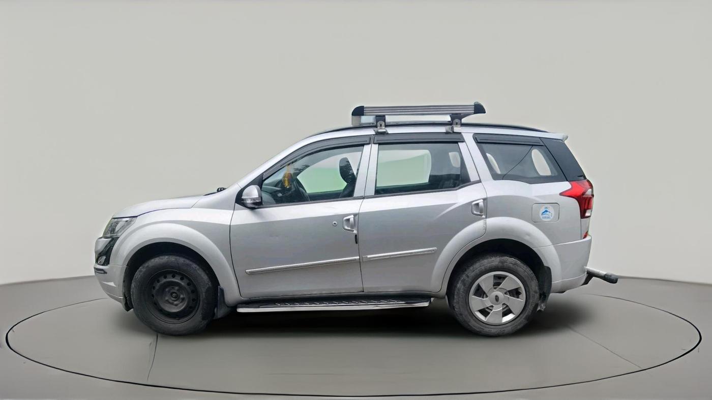 2019 Mahindra XUV500 W5, Diesel, Manual, 77,052 km, exterior
