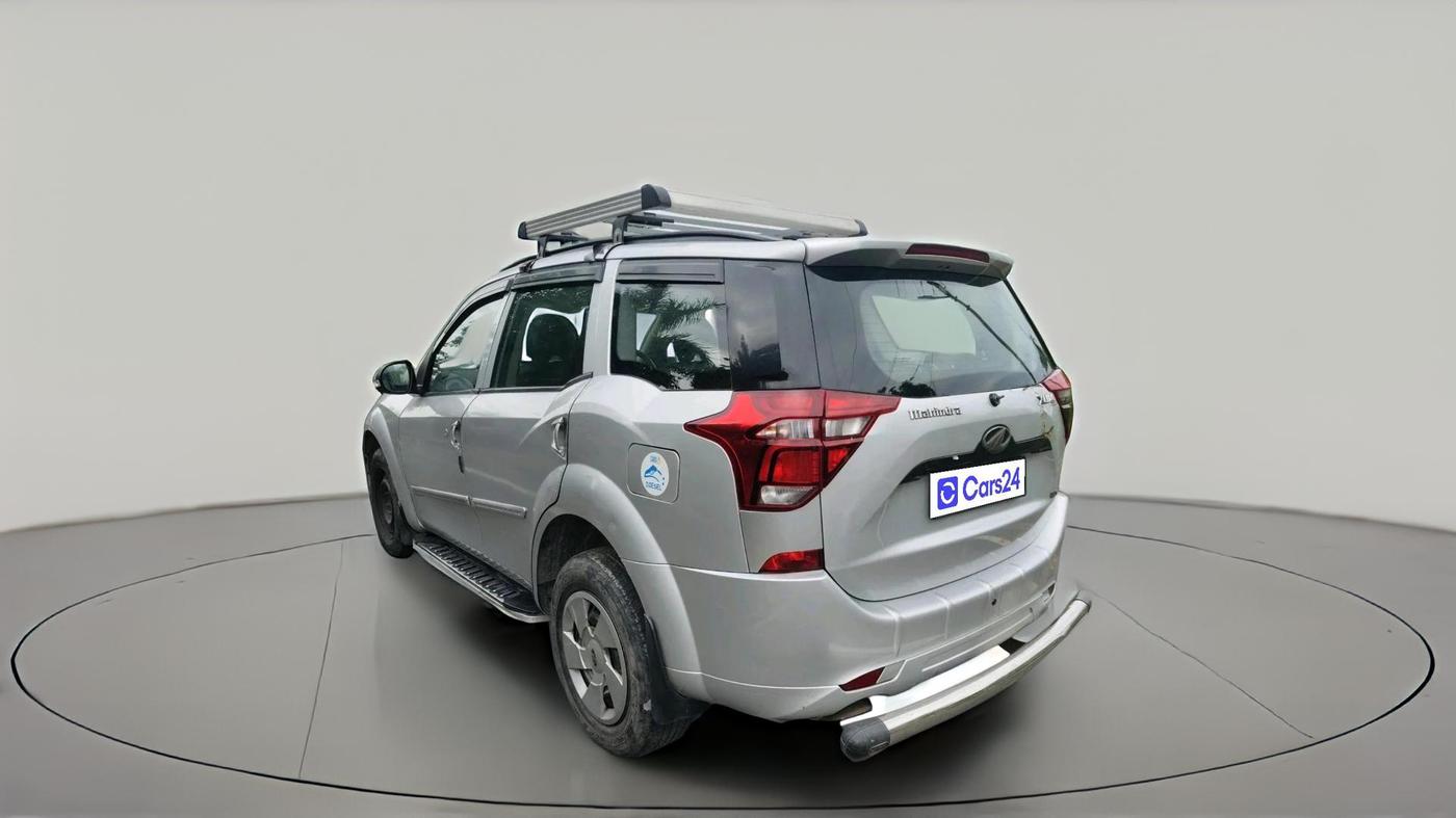 2019 Mahindra XUV500 W5, Diesel, Manual, 77,052 km, exterior