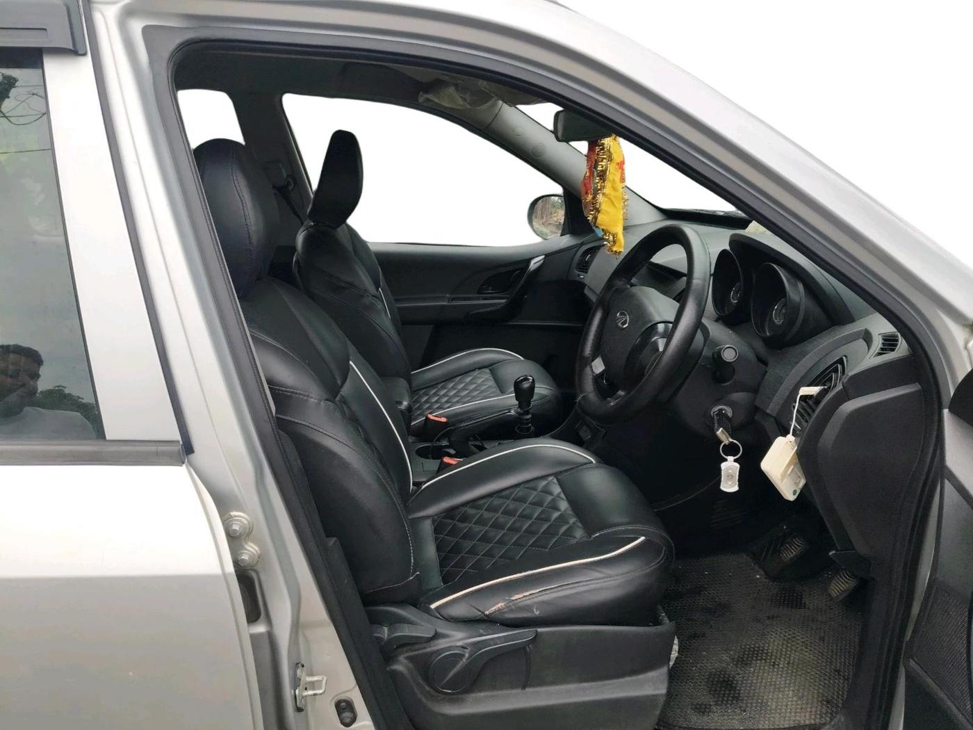 2019 Mahindra XUV500 W5, Diesel, Manual, 77,052 km, interior