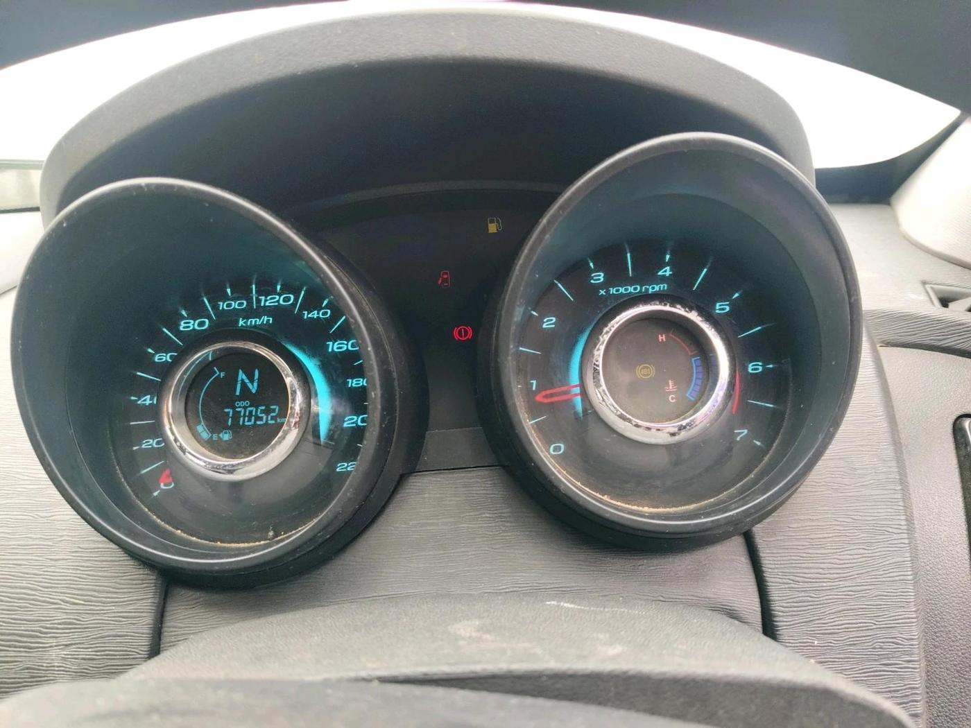 2019 Mahindra XUV500 W5, Diesel, Manual, 77,052 km, interior