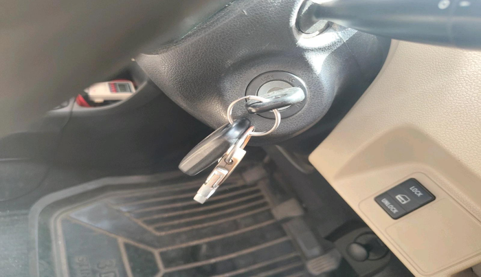 2017 Toyota Etios Liva GD, Diesel, Manual, 1,25,868 km, interior