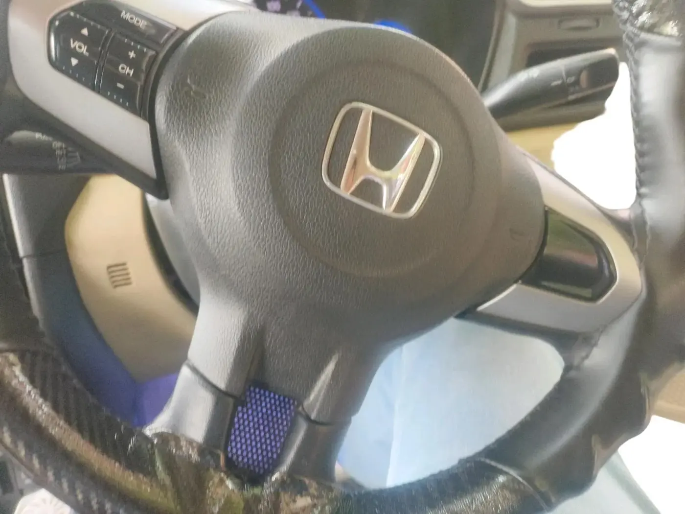 2016 Honda Amaze 1.2L I-VTEC S, CNG, Manual, 94,000 km, interior