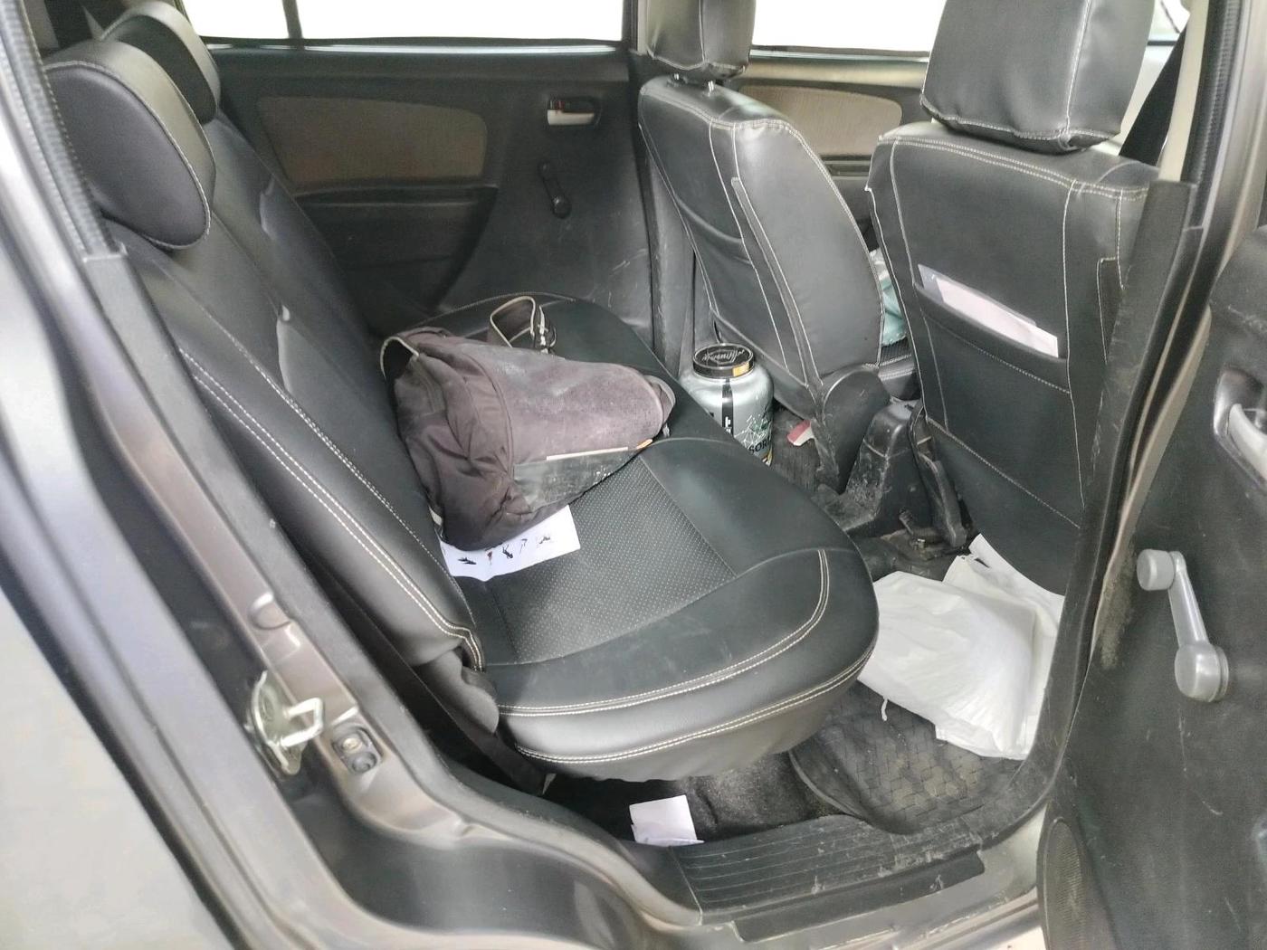 2013 Maruti Wagon R 1.0 LXI CNG, CNG, Manual, 1,33,784 km, interior