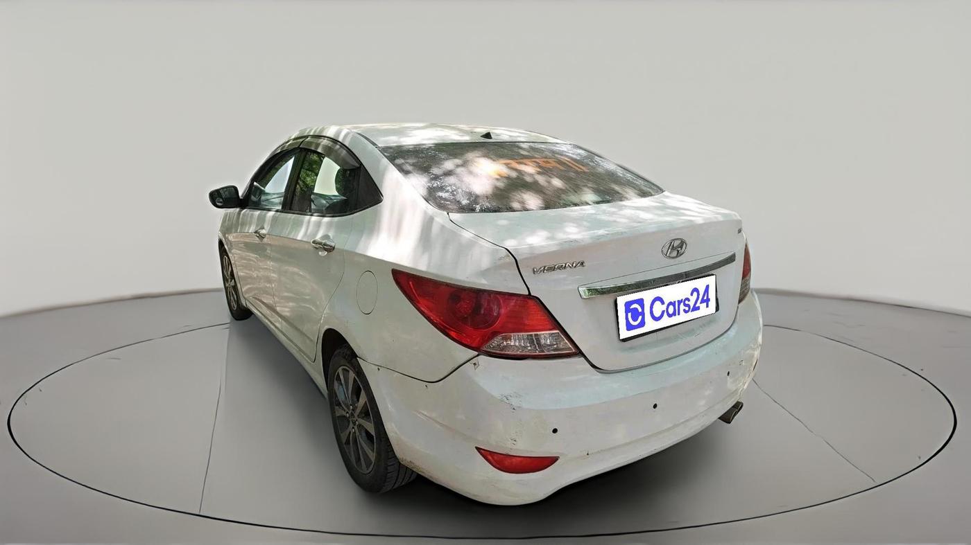 2014 Hyundai Verna FLUIDIC 1.6 VTVT EX, CNG, Manual, 99,066 km, exterior