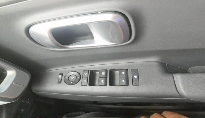 2026 Hyundai VENUE HX 5 Plus 1.2 Petrol MT, Petrol, Manual, 2,261 km, interior