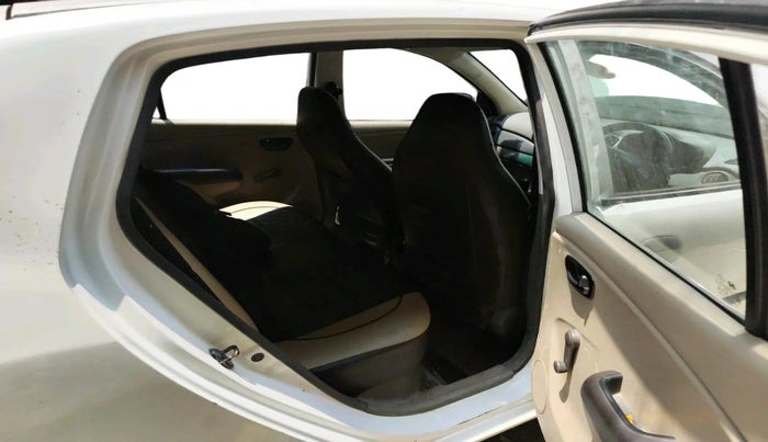 2011 Hyundai i10 ERA 1.1, CNG, Manual, 1,46,418 km, interior