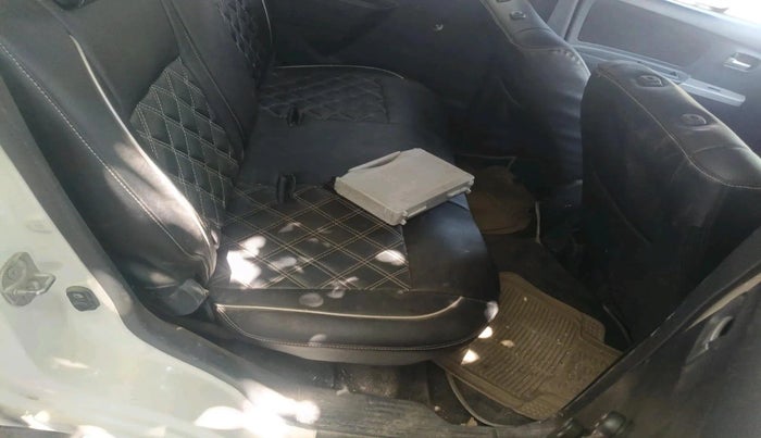 2011 Maruti Wagon R 1.0 LXI CNG, CNG, Manual, 1,51,030 km, interior