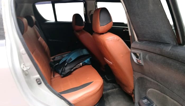 2011 Maruti Swift VXI, CNG, Manual, 96,644 km, interior