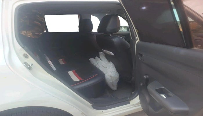 2011 Maruti Swift LXI, Petrol, Manual, 92,853 km, interior