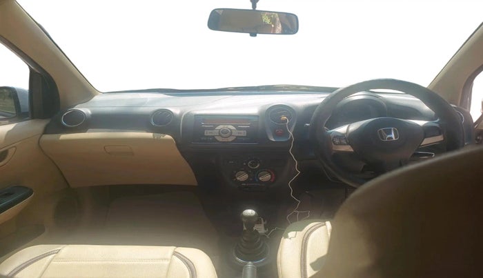 2015 Honda Amaze 1.2L I-VTEC S, Petrol, Manual, 1,30,931 km, interior