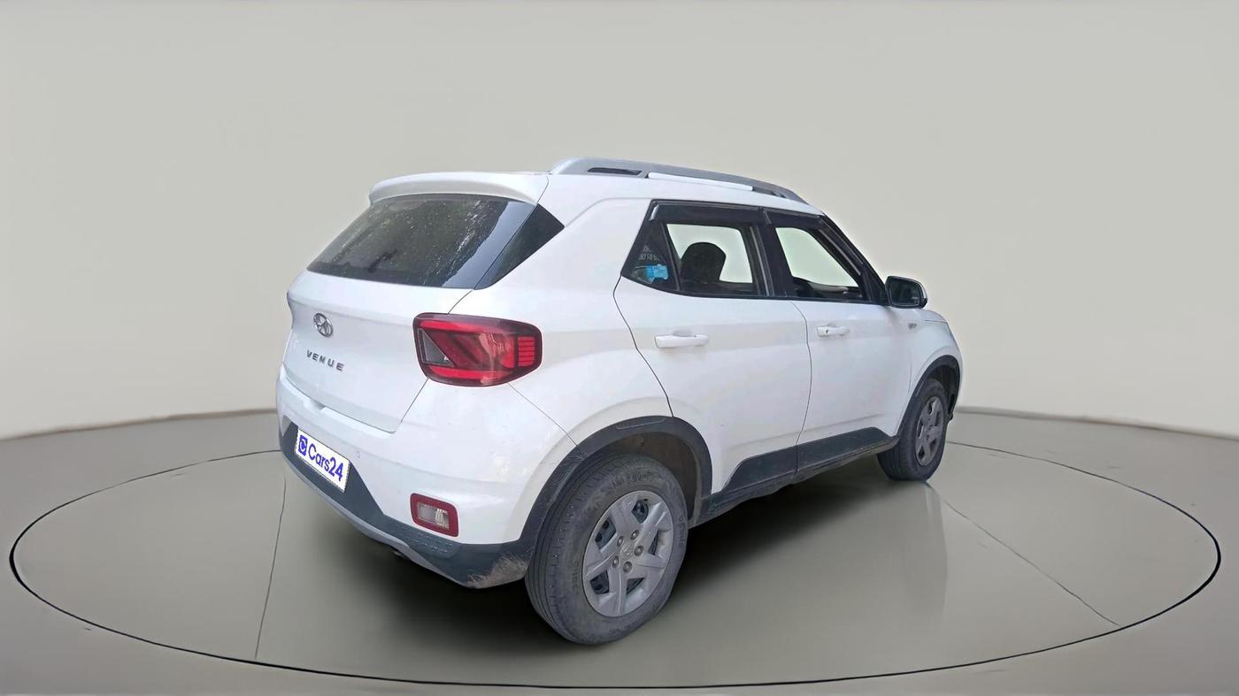 2021 Hyundai VENUE S 1.2, Petrol, Manual, 80,219 km, exterior