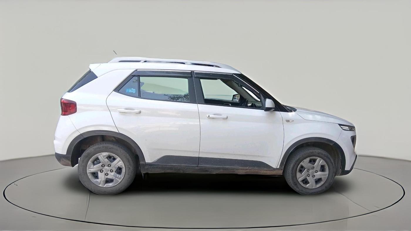 2021 Hyundai VENUE S 1.2, Petrol, Manual, 80,219 km, exterior