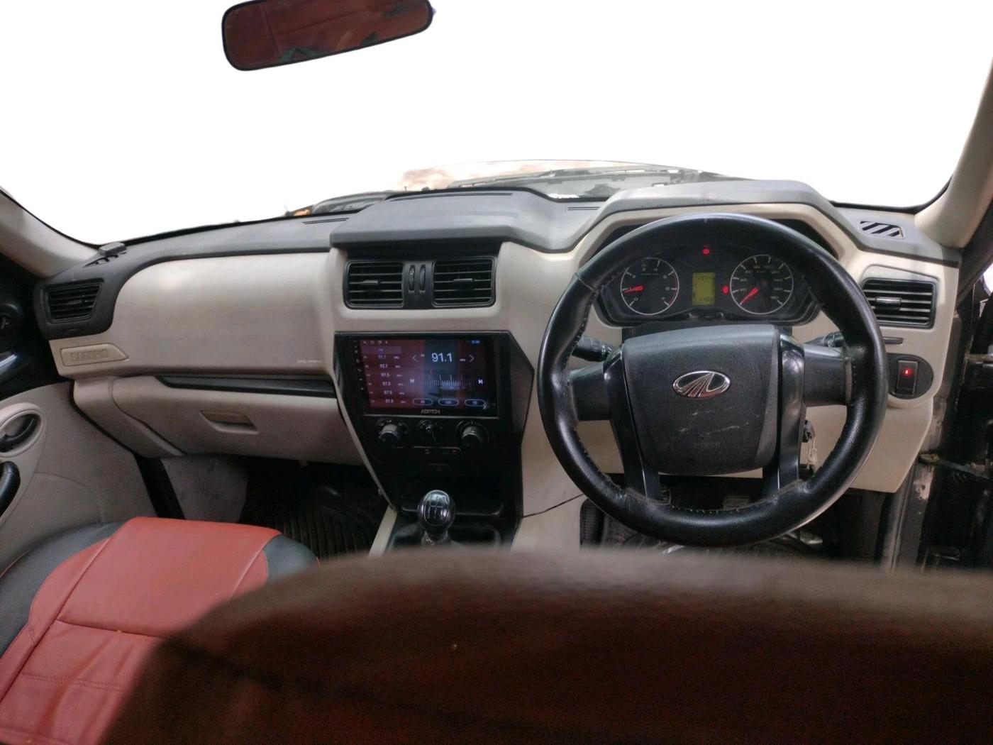 2019 Mahindra Scorpio S3, Diesel, Manual, 41,502 km, interior
