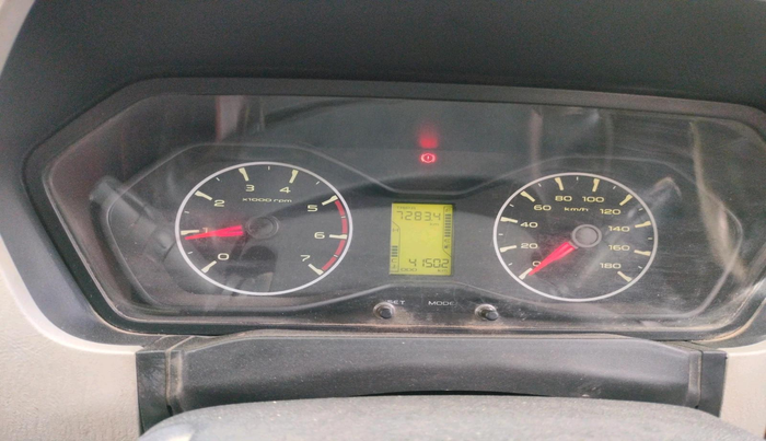 2019 Mahindra Scorpio S3, Diesel, Manual, 41,502 km, interior