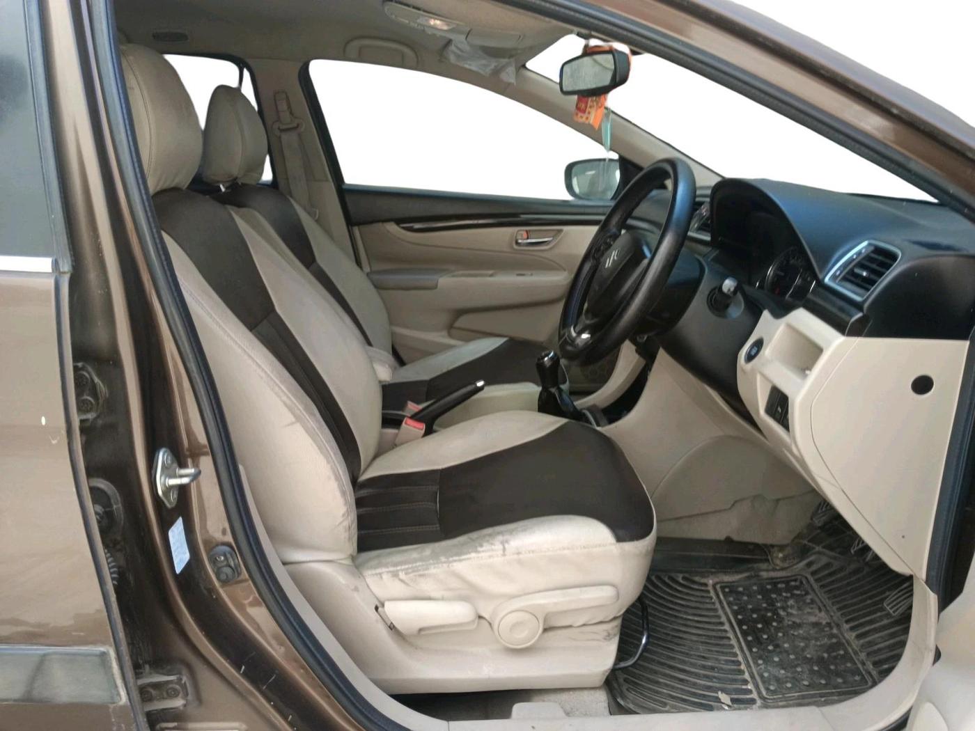 2015 Maruti Ciaz ZXI, Petrol, Manual, 1,33,103 km, interior
