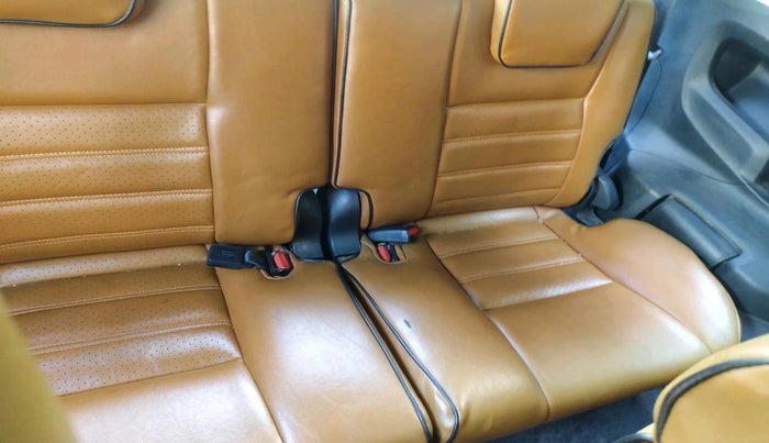 2016 Toyota Innova Crysta 2.4 GX 8 STR, Diesel, Manual, 1,26,167 km, interior