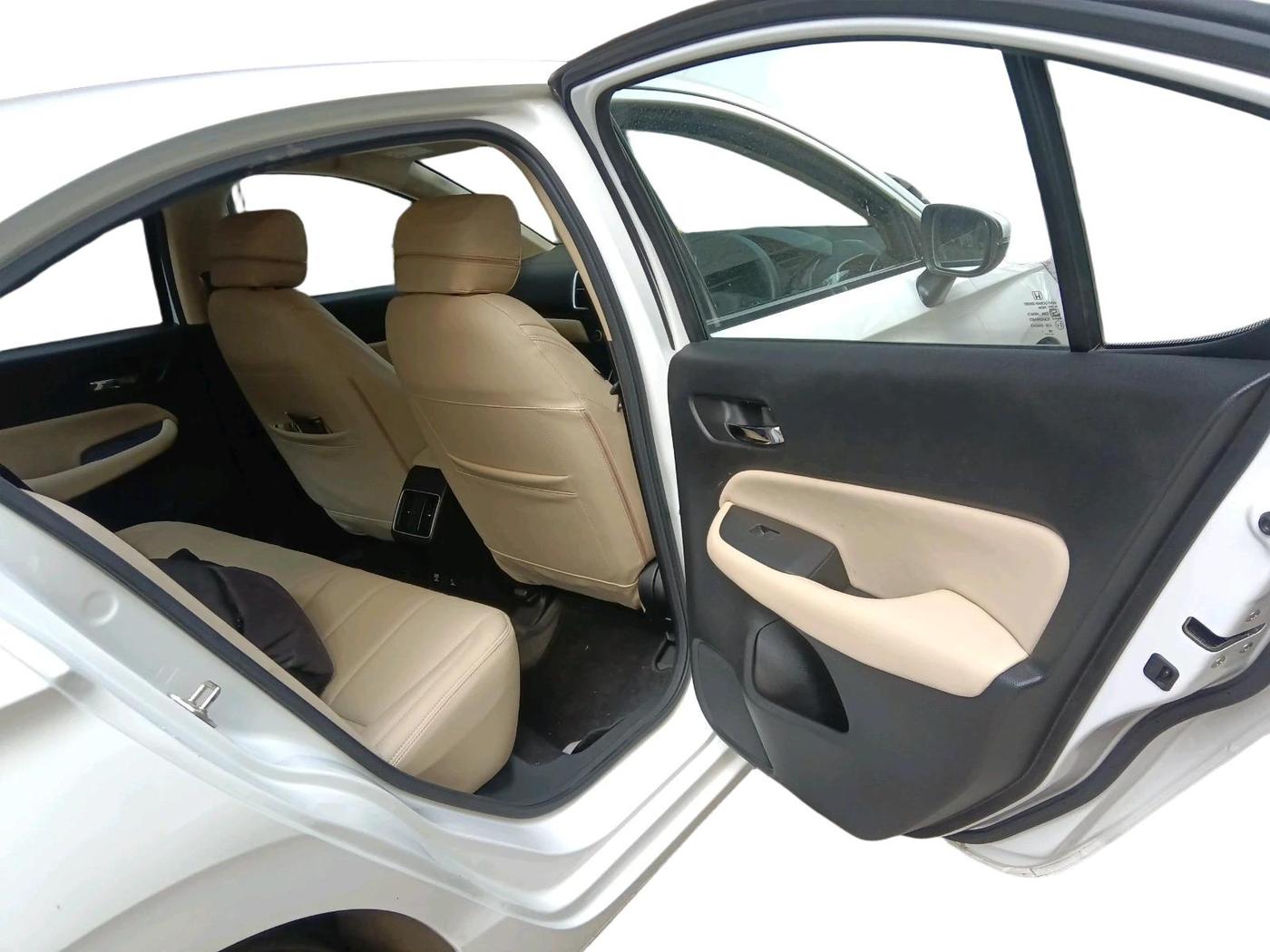 2025 Honda City 1.5L I-VTE V CVT, Petrol, Automatic, 13,494 km, interior