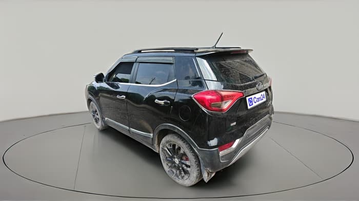 2021 Mahindra XUV300 W8 1.2 PETROL, Petrol, Manual, 74,829 km, exterior