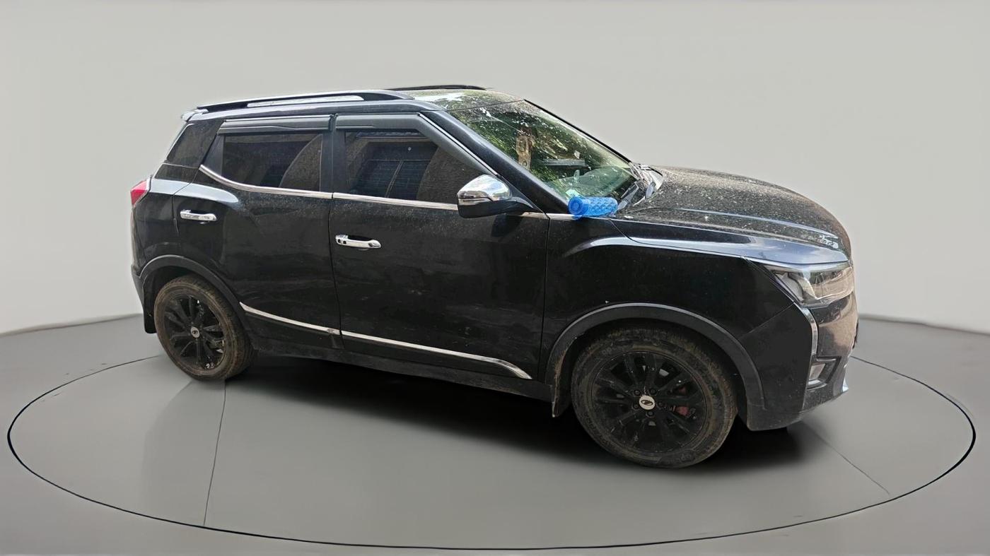 2021 Mahindra XUV300 W8 1.2 PETROL, Petrol, Manual, 74,829 km, exterior