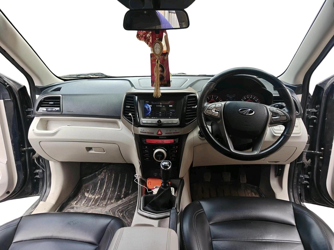 2021 Mahindra XUV300 W8 1.2 PETROL, Petrol, Manual, 74,829 km, interior